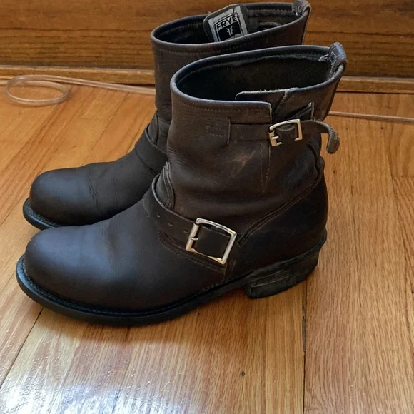 Frye Engineer boots, brown. Size 8.5. - Picture 3 of 7